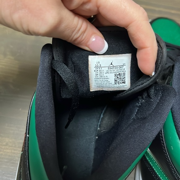 Nike Air Jordan 1 Green Toe "Pine Green" Shoes Sz 10.5 (554724-067) Sneakers - Picture 6 of 6